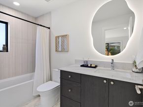 2515 35th Avenue W, Seattle WA 98199
