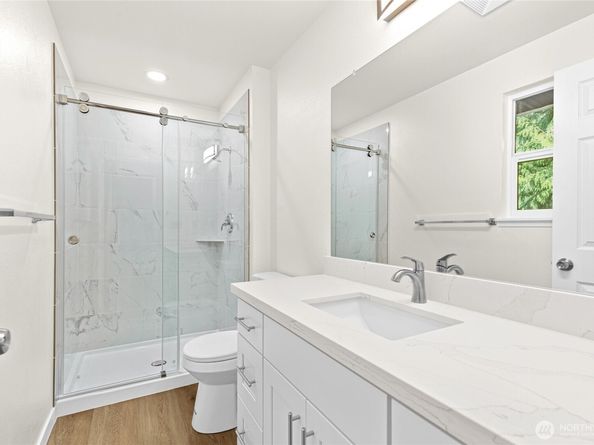 12718 SE 184th Place, Renton WA 98058