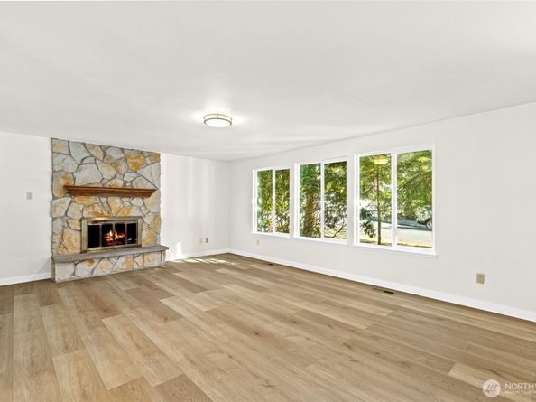 12718 SE 184th Place, Renton WA 98058