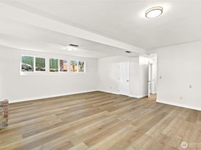 12718 SE 184th Place, Renton WA 98058
