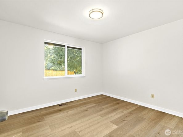12718 SE 184th Place, Renton WA 98058