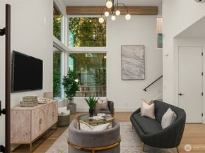 419 14th Avenue W, Kirkland WA 98033