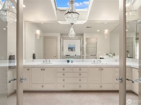 2124 Broadmoor Drive E, Seattle WA 98112