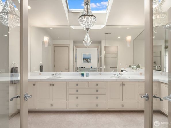 2124 Broadmoor Drive E, Seattle WA 98112