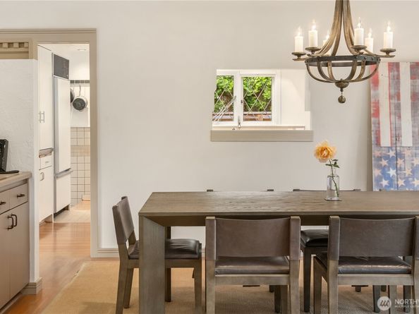 2124 Broadmoor Drive E, Seattle WA 98112