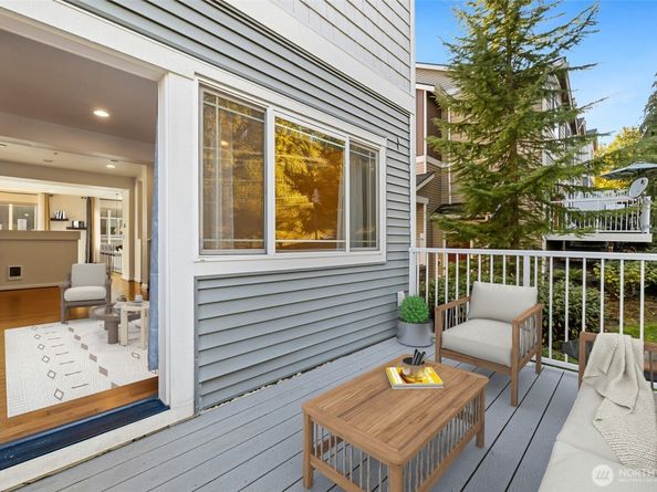 15720 Manor Way F1, Lynnwood WA 98087