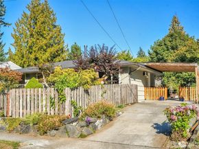 20917 59th Place W, Lynnwood WA 98036