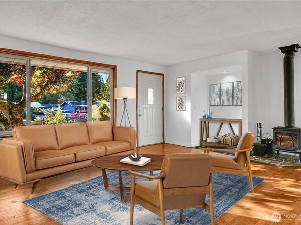 20917 59th Place W, Lynnwood WA 98036