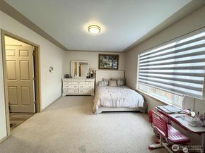 17624 12th Place W, Lynnwood WA 98037