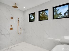 5632 NE 55th Street, Seattle WA 98105