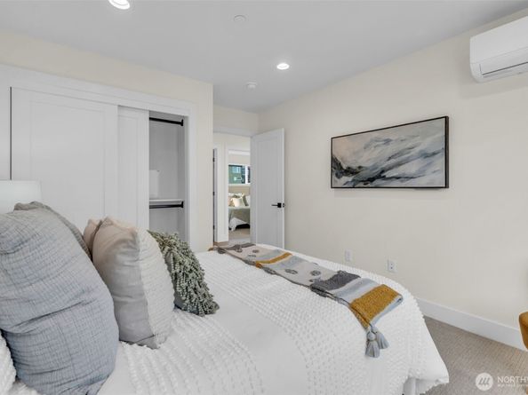 6402 Fauntleroy Way SW, Seattle WA 98136
