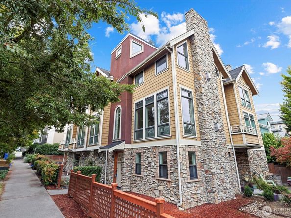 4202 Linden Avenue N, Seattle WA 98103