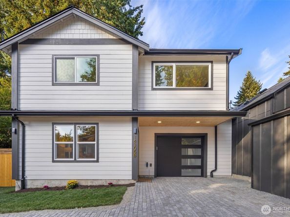 14035 2nd Avenue NW B, Seattle WA 98177