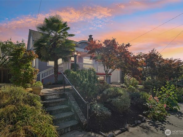 4714 4th Avenue NE, Seattle WA 98105
