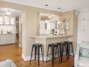 3832 48th Avenue NE, Seattle WA 98105