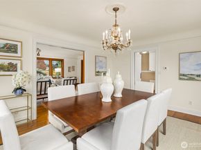 3832 48th Avenue NE, Seattle WA 98105