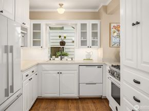 3832 48th Avenue NE, Seattle WA 98105