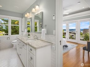 3832 48th Avenue NE, Seattle WA 98105