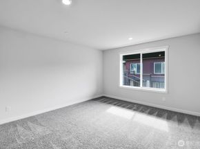 13211 NE 127th Way B, Kirkland WA 98034