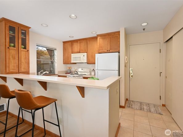 2827 Franklin Avenue E N9, Seattle WA 98102