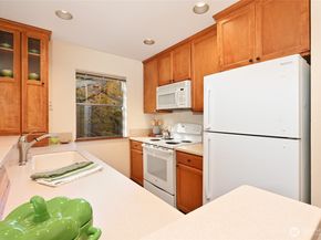 2827 Franklin Avenue E N9, Seattle WA 98102