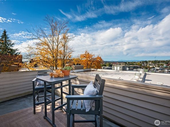 2827 Franklin Avenue E N9, Seattle WA 98102