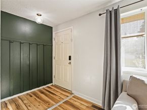250 NE Silver Pine Drive, Bremerton WA 98311