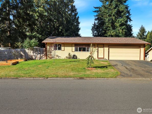 250 NE Silver Pine Drive, Bremerton WA 98311
