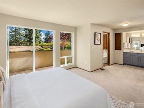 15713 37th Avenue NE, Lake Forest Park WA 98155
