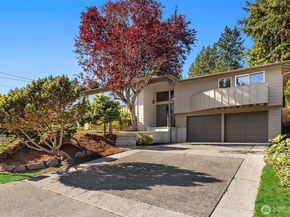 15713 37th Avenue NE, Lake Forest Park WA 98155
