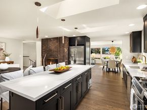 15713 37th Avenue NE, Lake Forest Park WA 98155