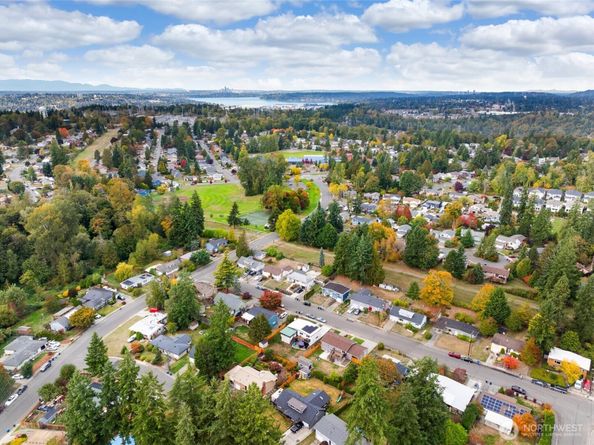 12335 SE 158th Street, Renton WA 98058