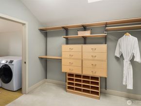 4029 Ashworth Avenue N, Seattle WA 98103