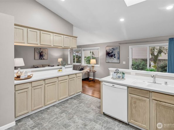 3212 200th Place SE, Bothell WA 98012