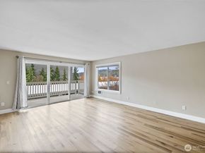 5021 Ripley Lane N 212, Renton WA 98056