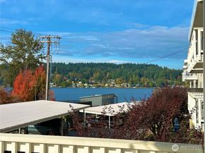 5021 Ripley Lane N 212, Renton WA 98056