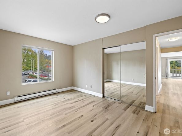 5021 Ripley Lane N 212, Renton WA 98056
