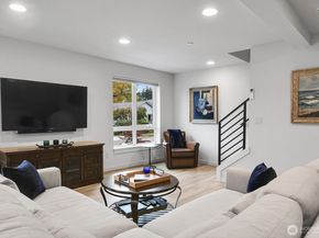 302 6th Avenue S, Edmonds WA 98020