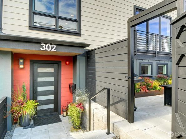 302 6th Avenue S, Edmonds WA 98020
