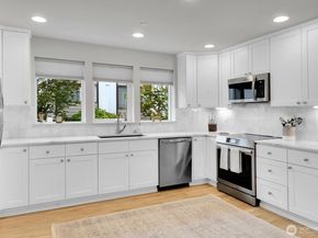 302 6th Avenue S, Edmonds WA 98020