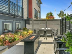 302 6th Avenue S, Edmonds WA 98020
