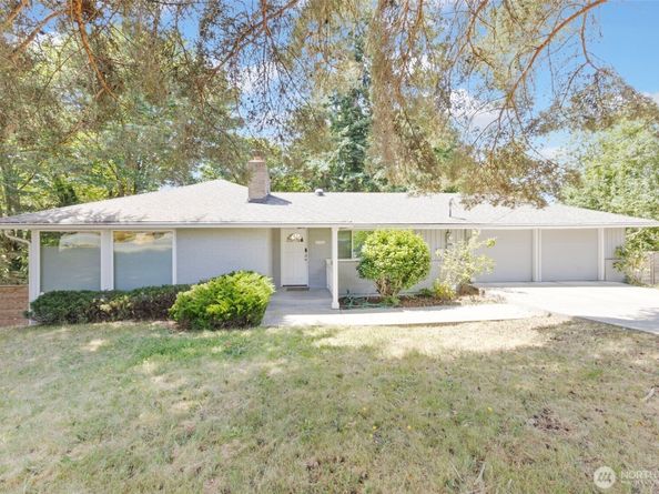 11005 Crestwood Drive S, Seattle WA 98178