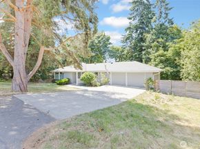 11005 Crestwood Drive S, Seattle WA 98178