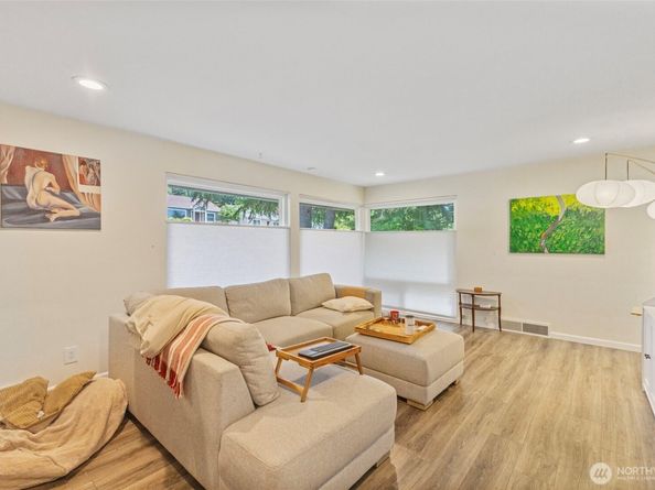 11005 Crestwood Drive S, Seattle WA 98178