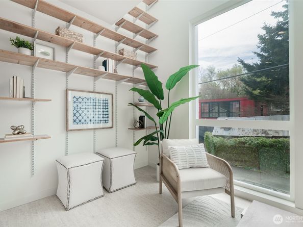 833 S Cloverdale Street A, Seattle WA 98108