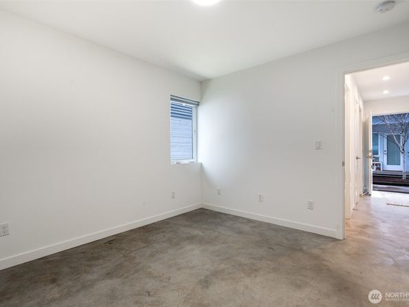 833 S Cloverdale Street A, Seattle WA 98108