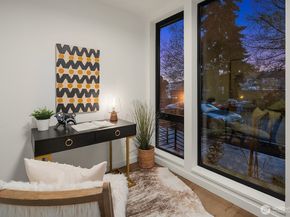 2236 Fairview Avenue E B, Seattle WA 98102