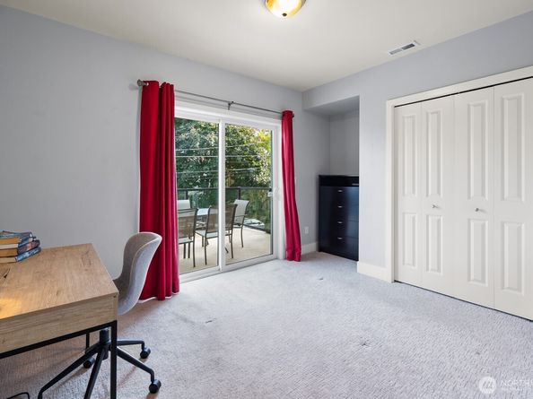 215 A 26th Avenue E, Seattle WA 98112