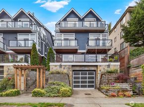 215 A 26th Avenue E, Seattle WA 98112