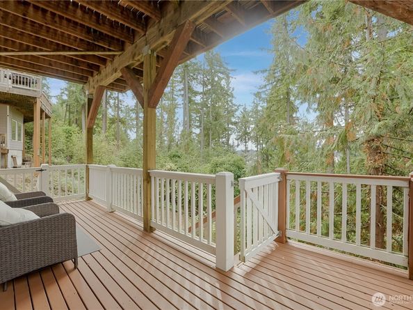 825 206th Avenue NE, Sammamish WA 98074